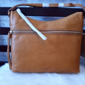 Margot New York Mary Scoop Double Zipper in Cognac